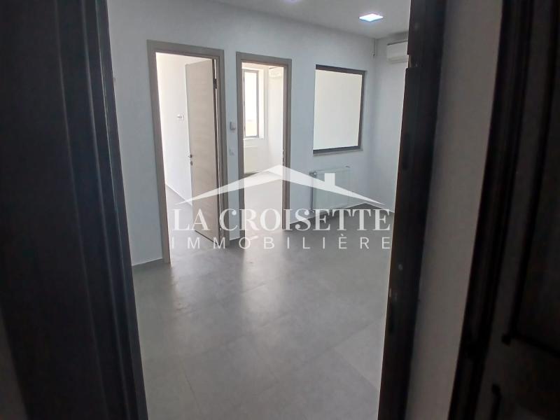 Bureau H+2 à Ain Zaghouan El Wahat